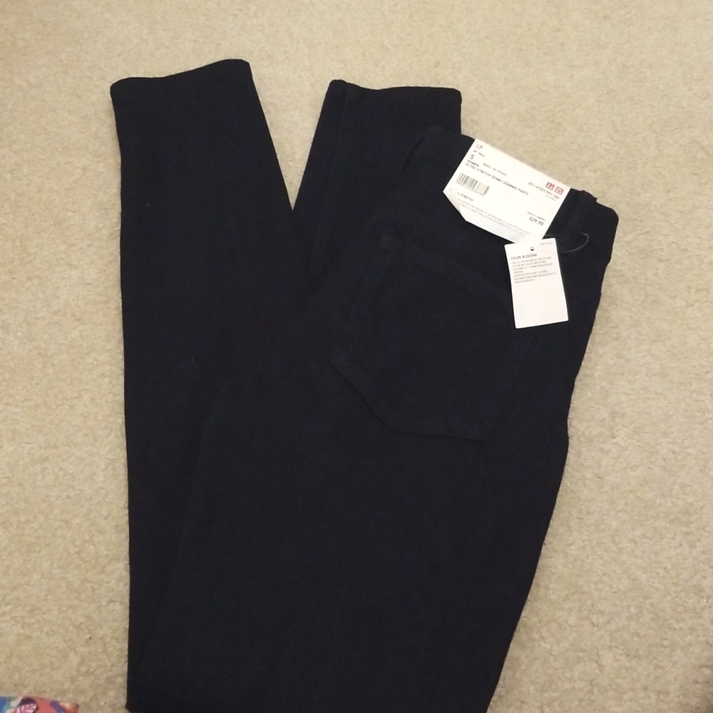 Brand new Uniqlo black legging pants